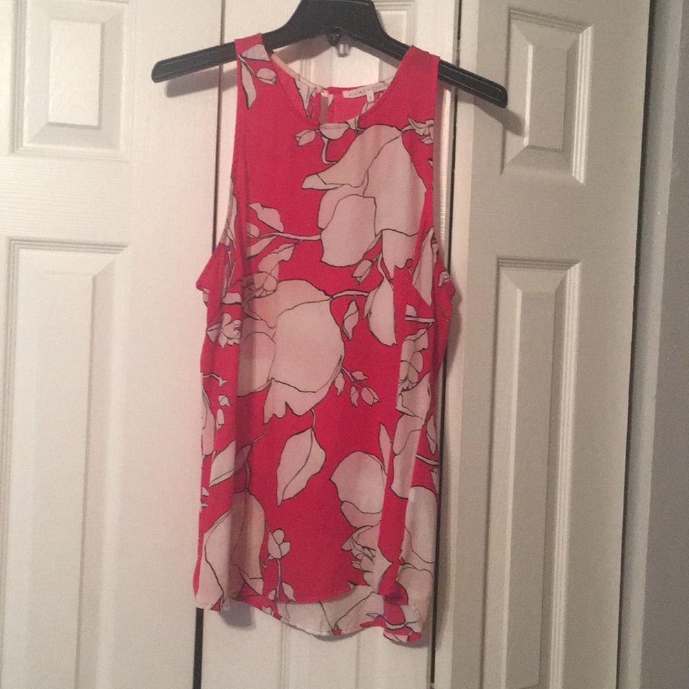 Pretty in Pink floral top